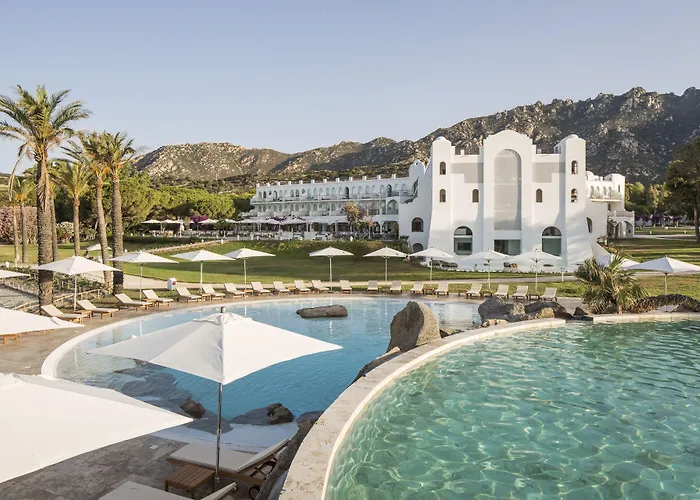 Falkensteiner Capo Boi Otel 5*