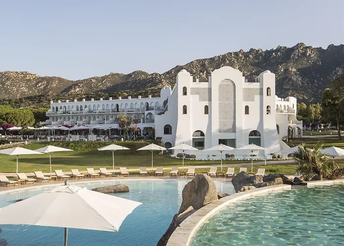 Falkensteiner Capo Boi Otel 5*