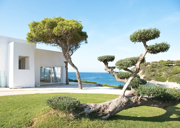 Hotel Falkensteiner Capo Boi 5*