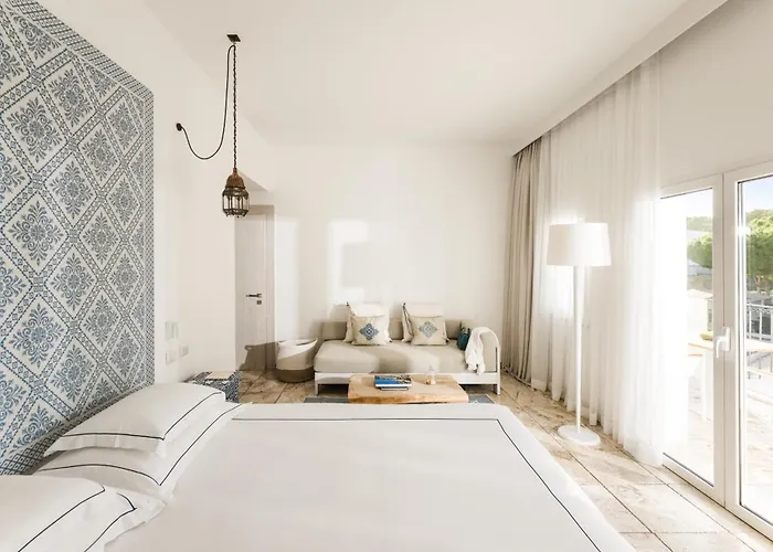 Falkensteiner Capo Boi Otel