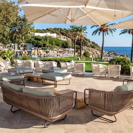 Otel Falkensteiner Capo Boi Villasimius