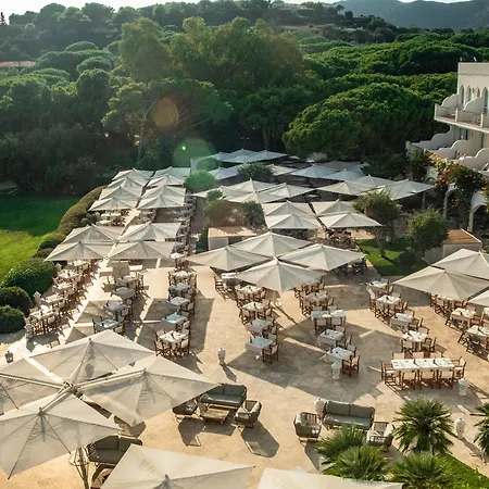 Falkensteiner Capo Boi Otel Villasimius