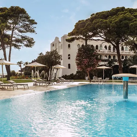 Otel Falkensteiner Capo Boi