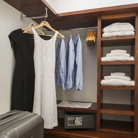 Hotel Falkensteiner Capo Boi 5*