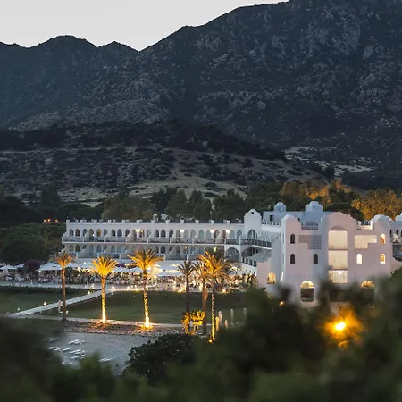 Hotel Falkensteiner Capo Boi 5*