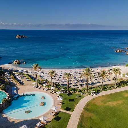 Hotel Falkensteiner Capo Boi 5*