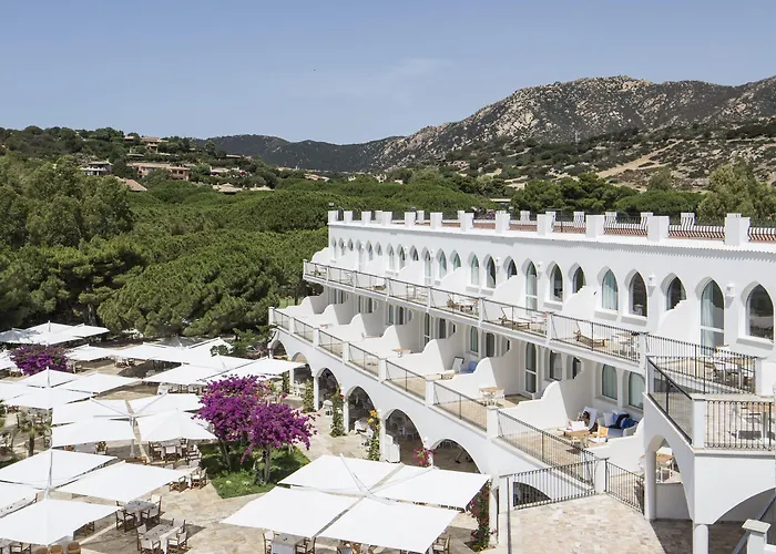 Otel Falkensteiner Capo Boi 5*