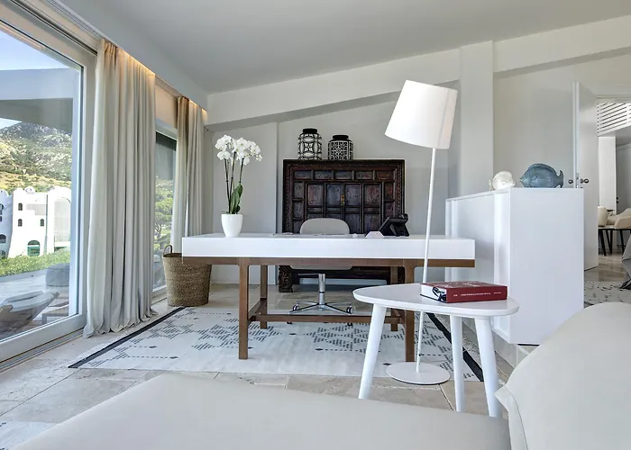 Otel Falkensteiner Capo Boi Villasimius