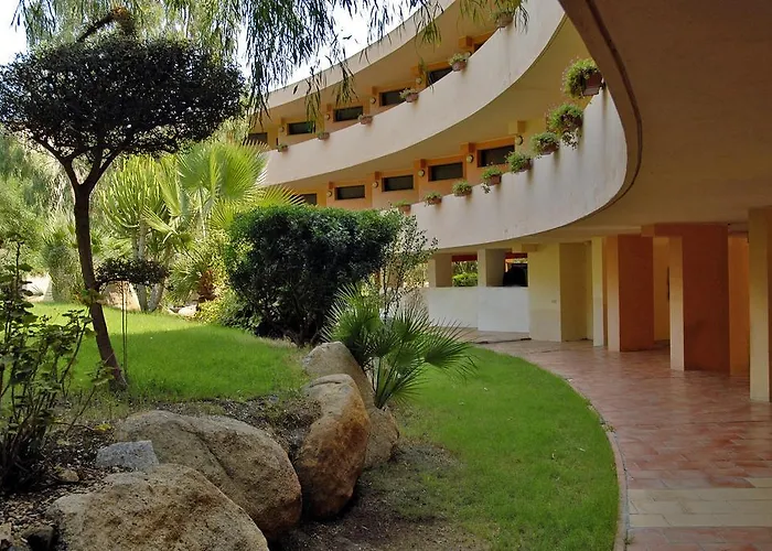 Falkensteiner Capo Boi 5* Villasimius